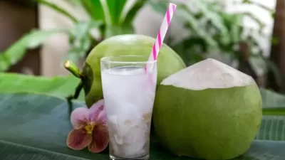 Apakah Minum Air Kelapa Bisa Menurunkan Gula Darah?
